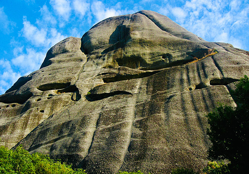 Vissa berg i Meteora ser ut som James Bond och Darth Vader.