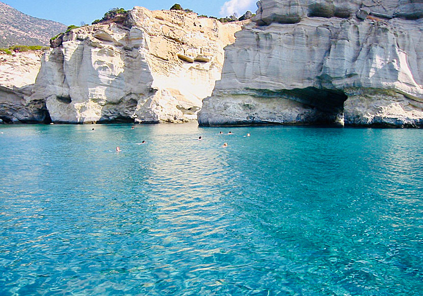 Badparadiset Kleftiko är en av Milos många unika stränder och är ett paradis för dig som gillar att snorkla. 