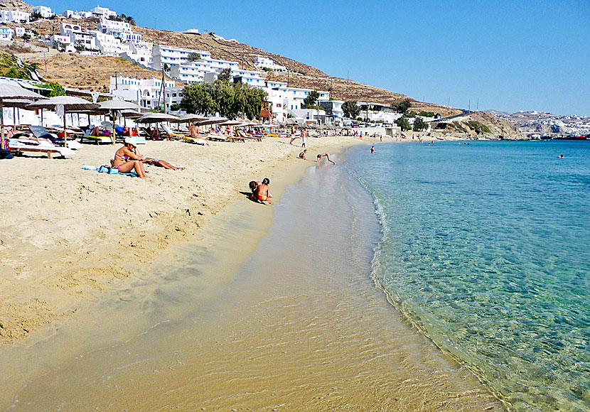 Agios Stefanos beach är den bästa stranden nära Mykonos. Kreikka