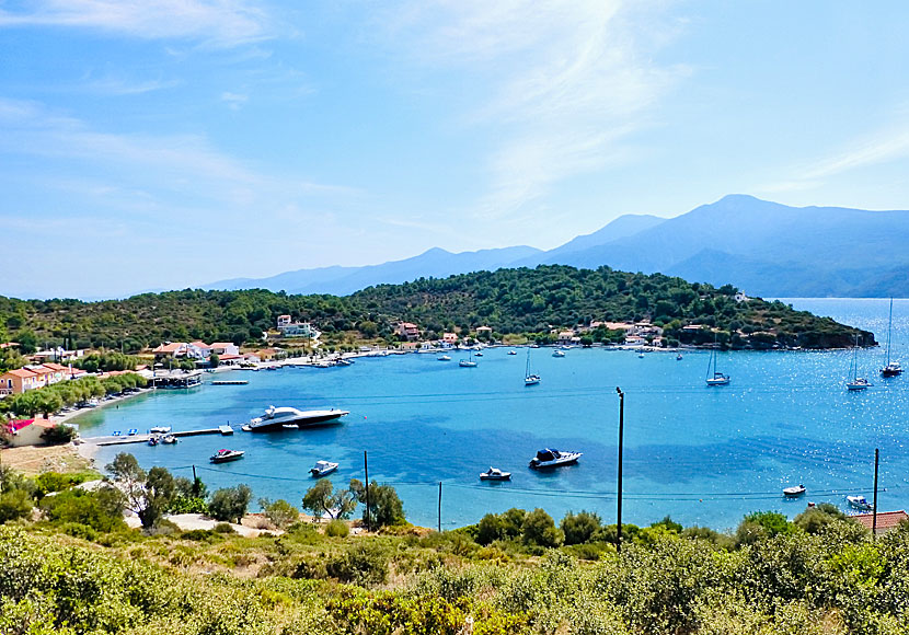 Posidonio är en av många mysiga byar och stränder på Samos.