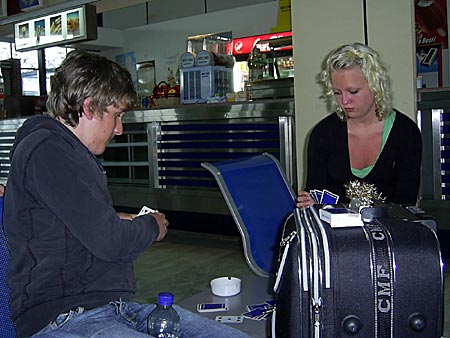 Tidsf&ouml;rdriv i v&auml;ntan p&aring; &aring;terv&auml;ndande plan till K&ouml;penhamn.