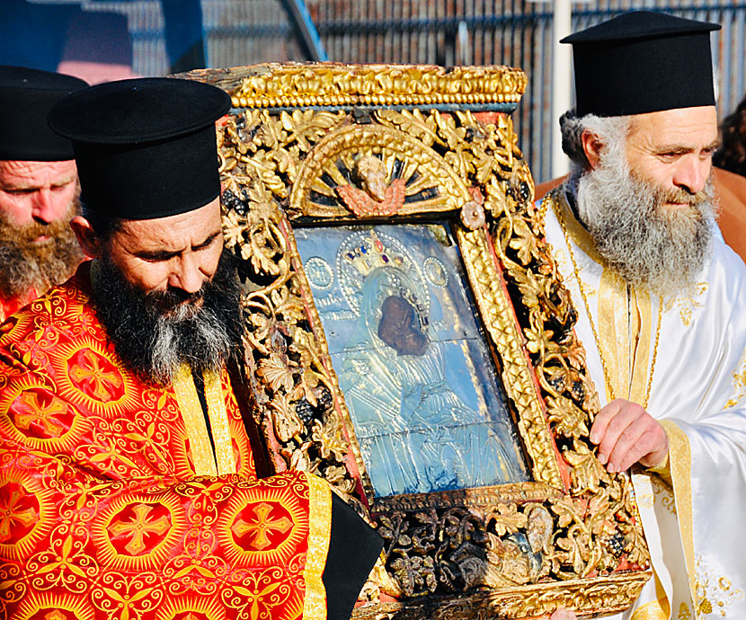 Den heliga ikonen Panagia Hozoviotissa på Amorgos.