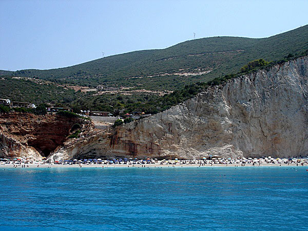 Porto Katsiki på Lefkas betraktad från utflyktsbåten.